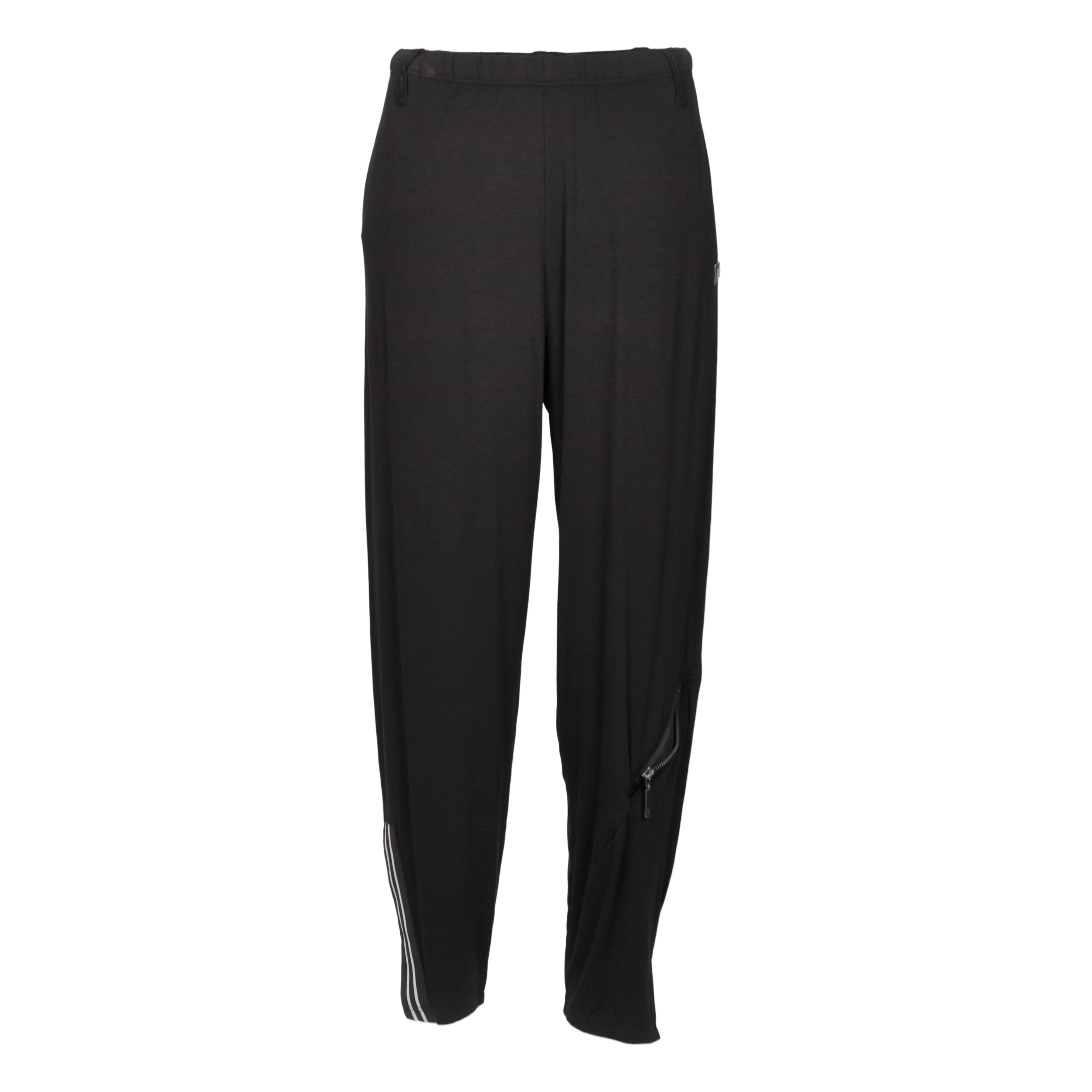 11692 black ecru